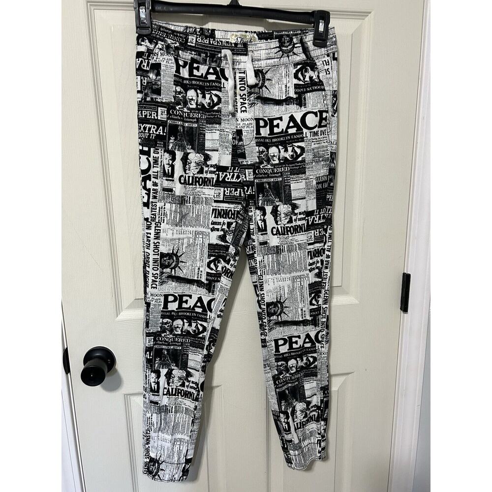 Fresh Prints Of Bel Air Jogger Style Pant News Print Size Small Men’s Black
